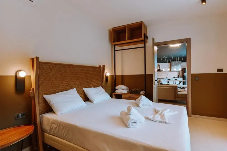 Theros Villas With Private Pool