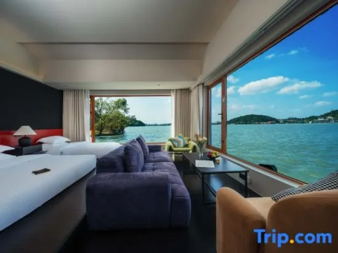 Deluxe Double room with lake view