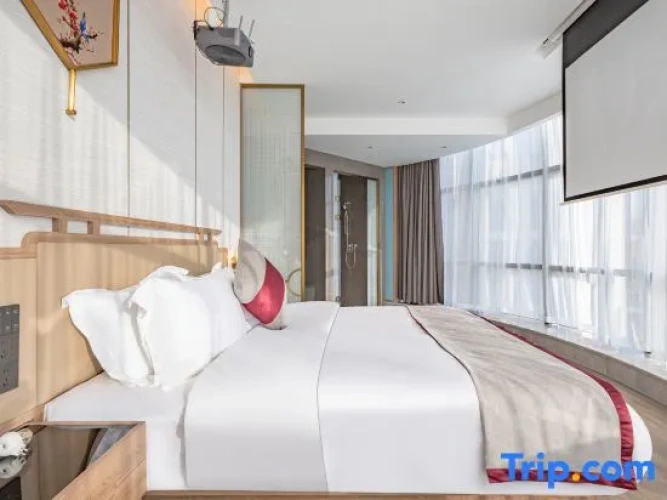 1 Bedroom Suite