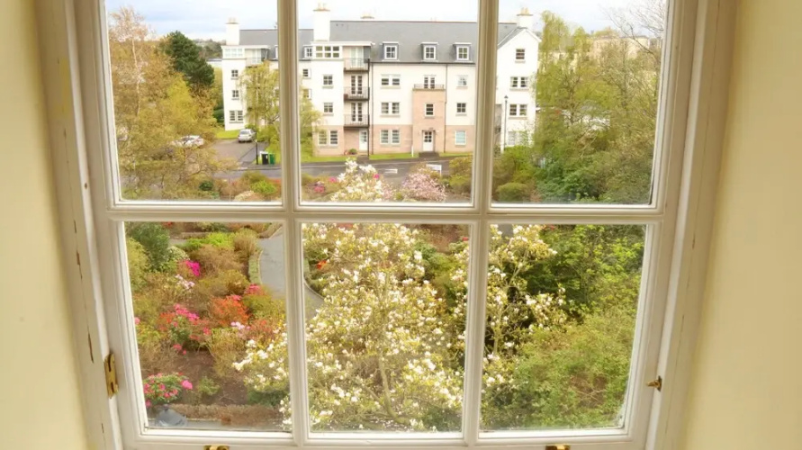Balfour House Apartment