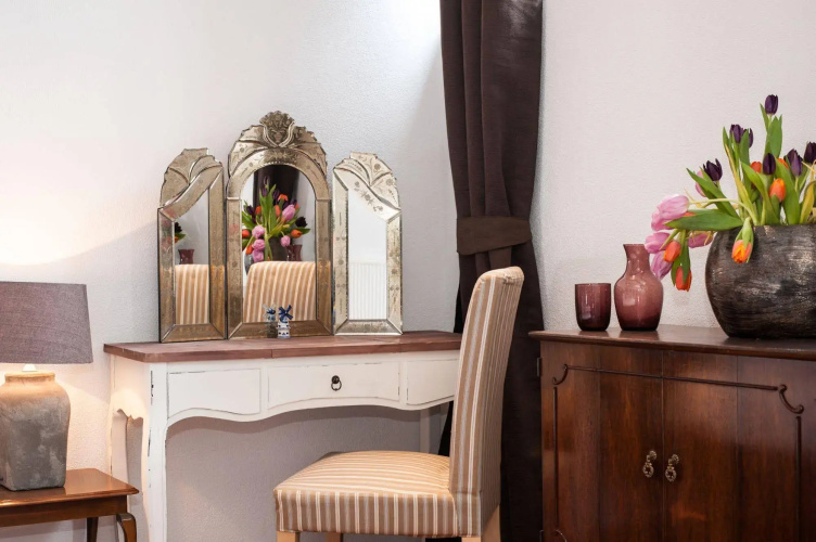 Crown Guesthouse Amsterdam