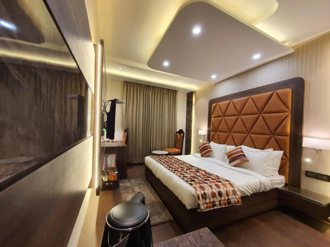 Hotel Makhan Residency