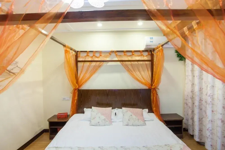 Wuzhen Times Town Theme Inn