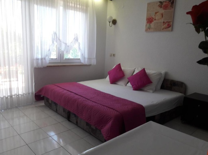 1 Bedroom Double Apartment