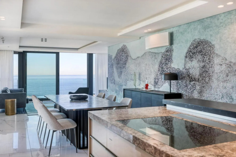 Aurum Allure - Bantry Bay
