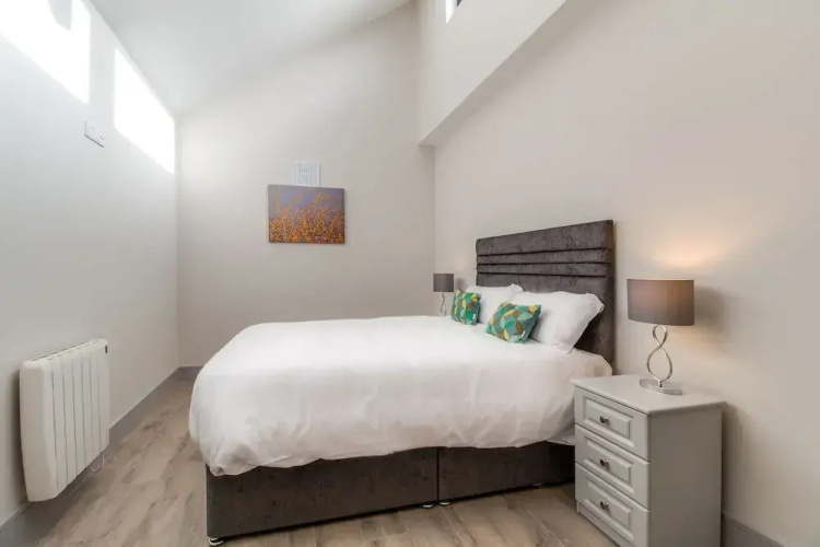 Central Park Apartment 2