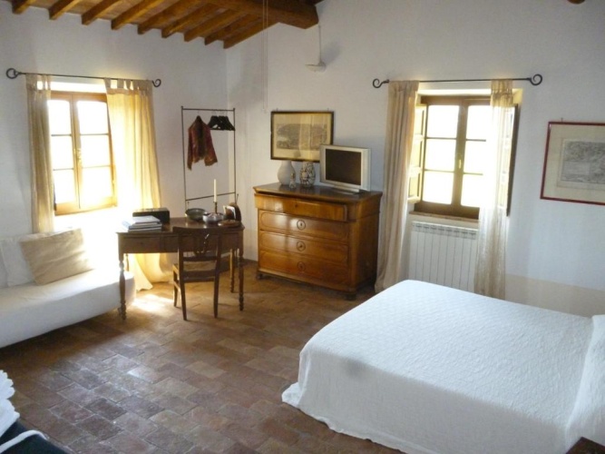 Standard Triple room with view