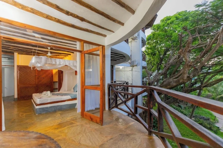 Standard Double room with balcony and with view