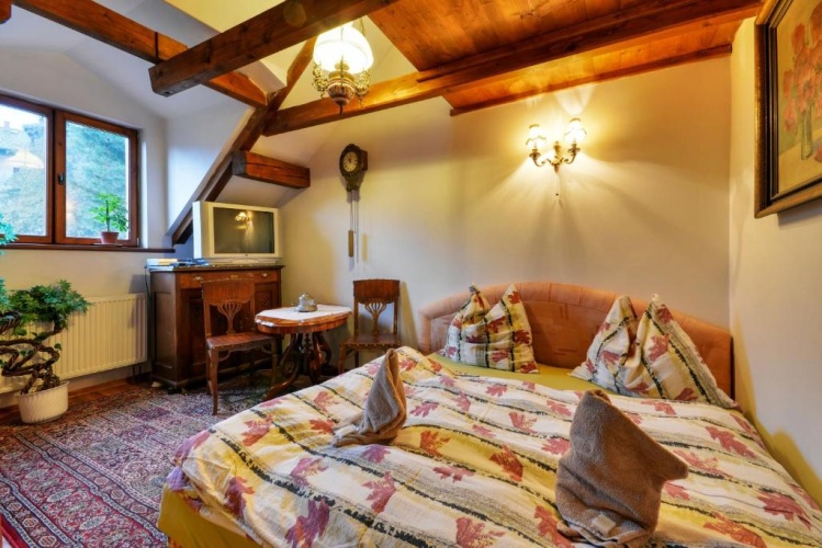 Standard Quadruple Attic room