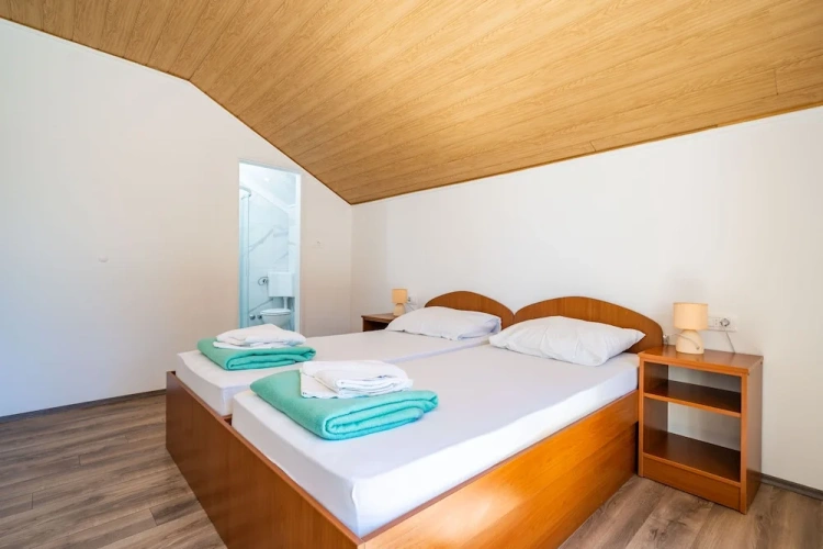 Deluxe Twin room with balcony and with sea view