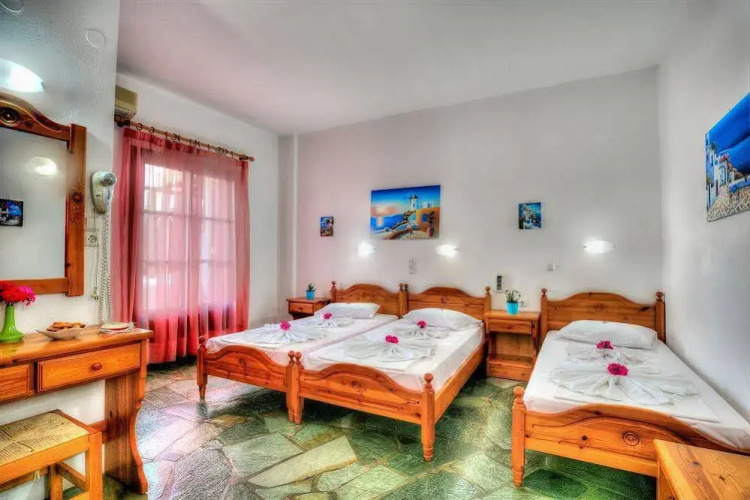 Eleni Rooms