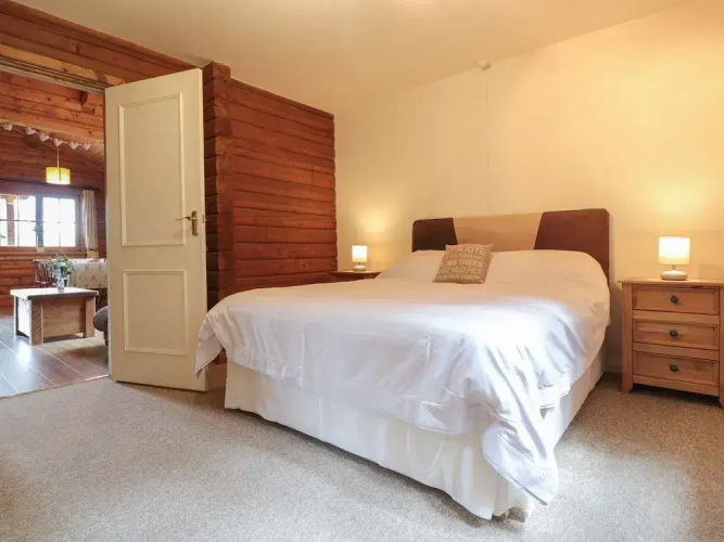 Rookery Farm Cabin