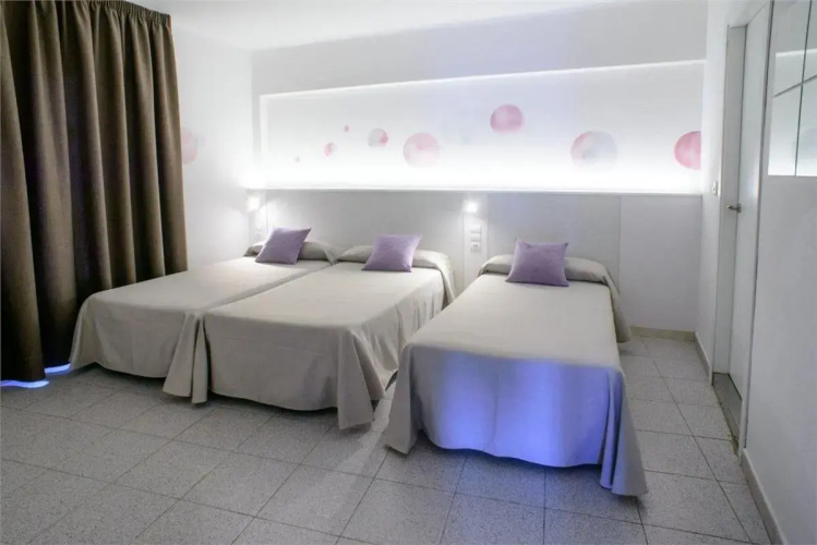 Hostal Tarba