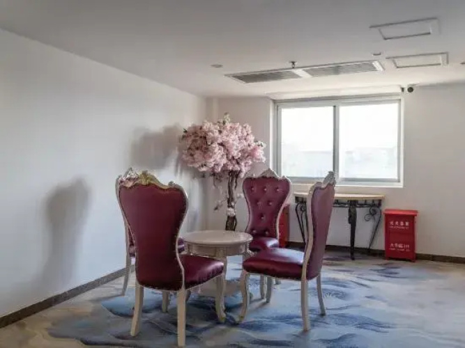 Aimoke Huashuiwan Hotel