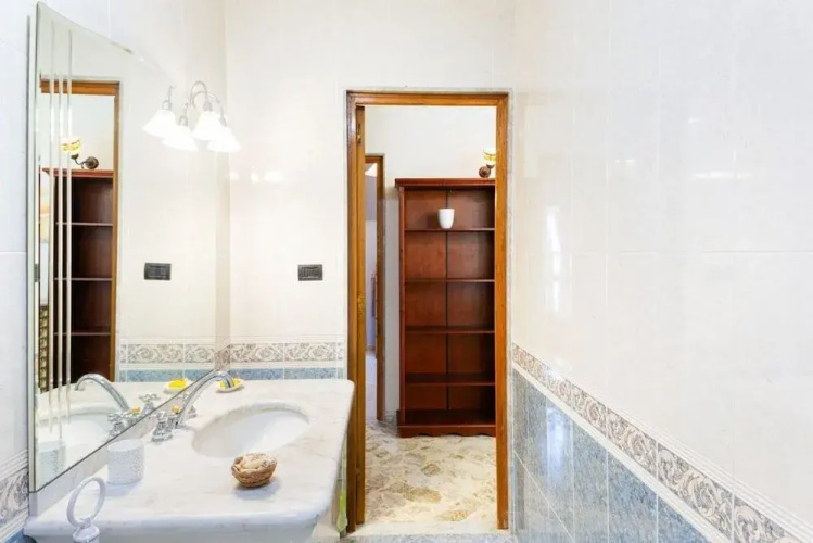 Sellavì casa in centro a Bari