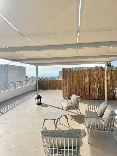 1 Bedroom Apartment with balcony and with mountain view