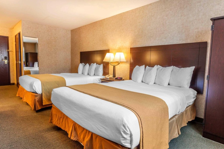Standard Quadruple room