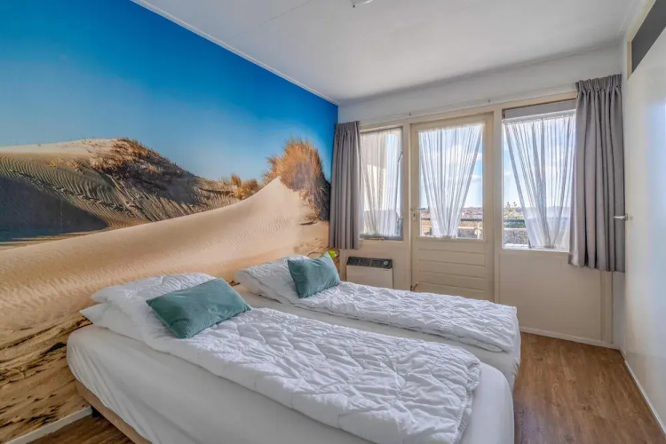 2 Person Apartment With Island View