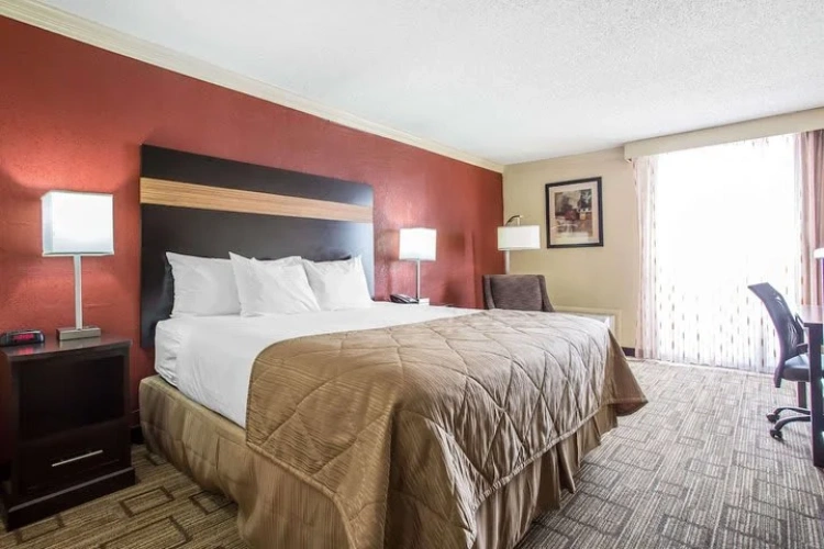 2 Bedrooms Double Suite
