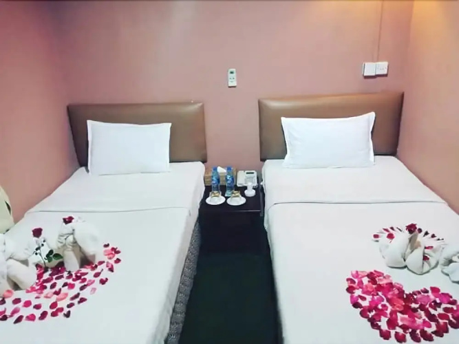 G Star Hotel