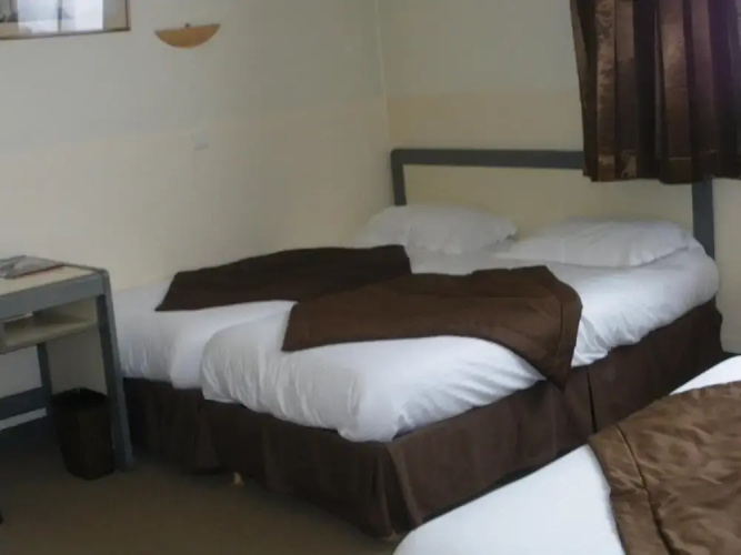 Hotel Continental - Contact Hotel