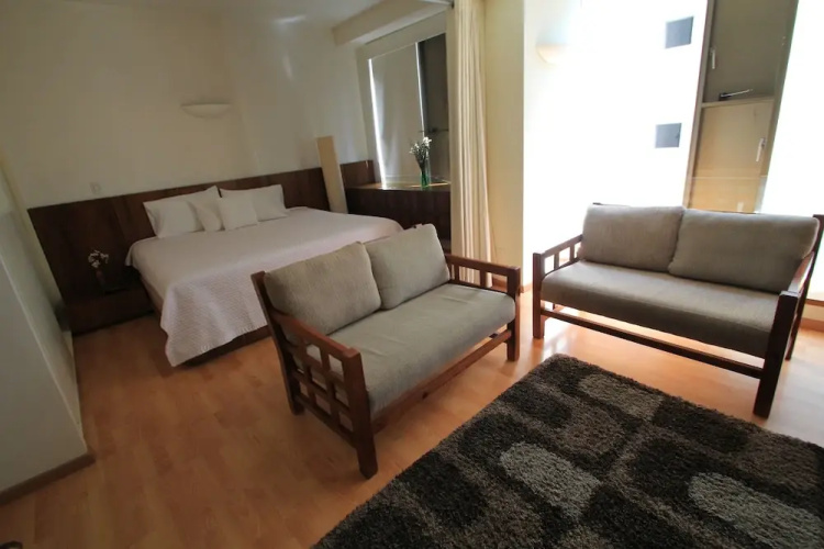 Alameda Downtown Suite 327