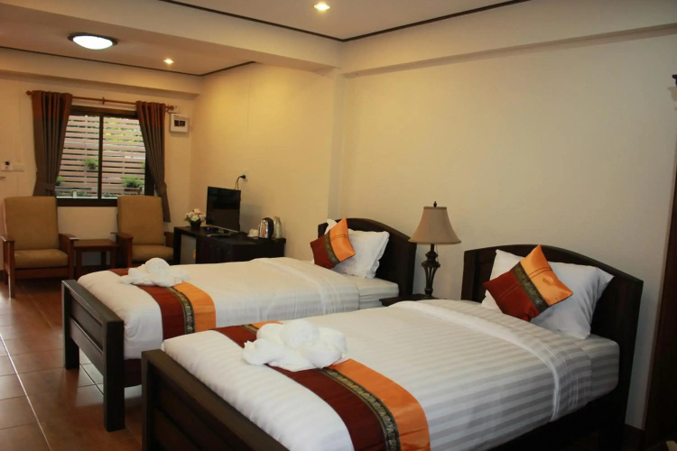 nanbaankhun hotel
