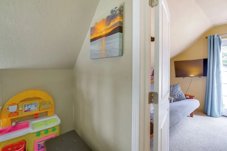 Lakefront Linn Creek Home: Family Friendly!