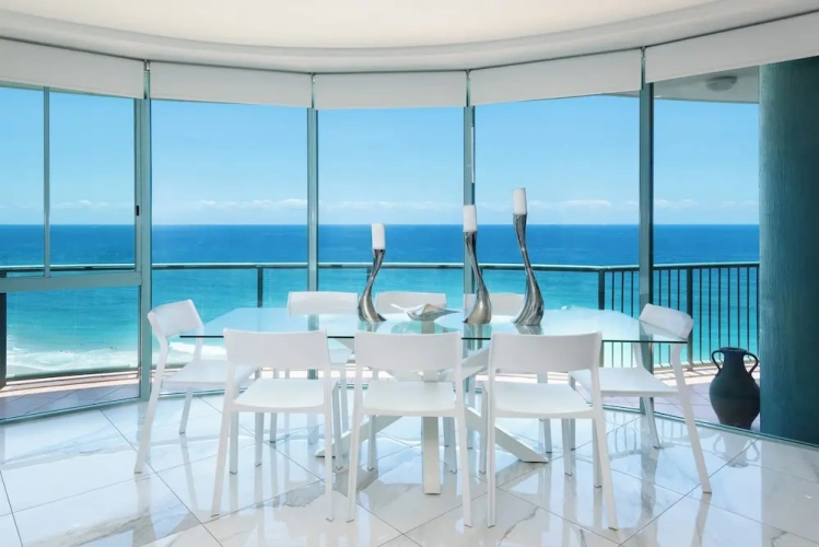 2 Bedrooms Premium Apartment beachfront