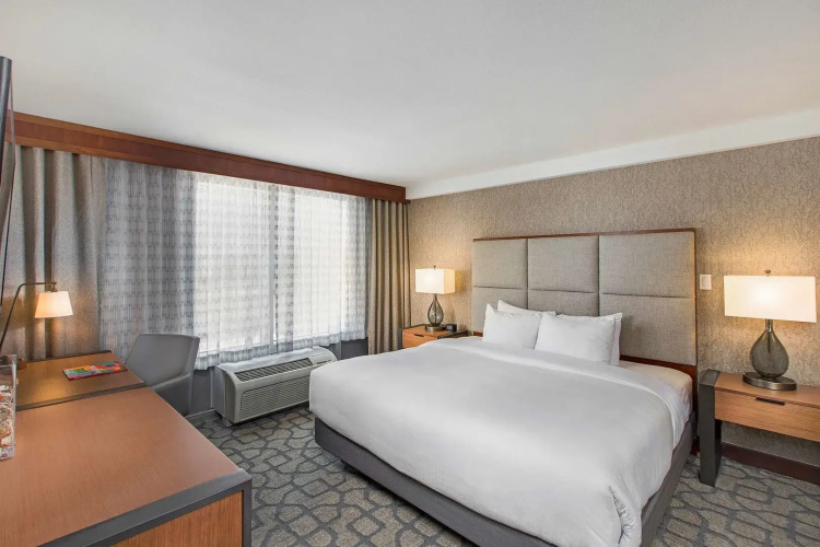 DoubleTree by Hilton San Antonio Northwest