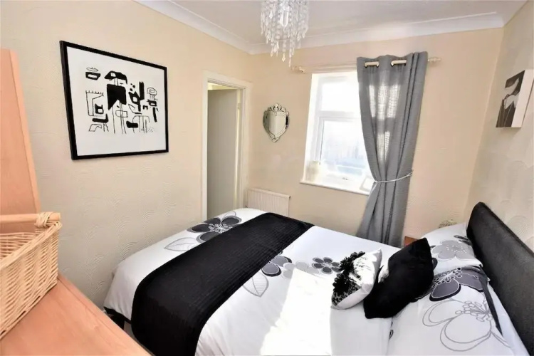 Bridle Lodge Apartments