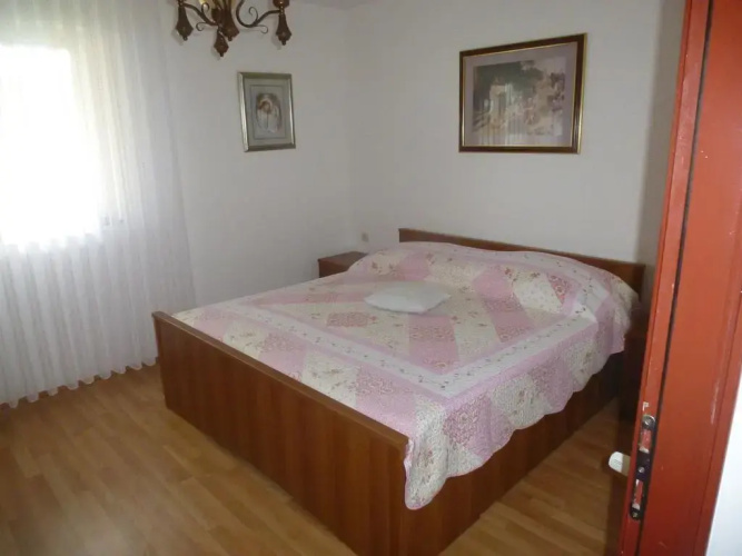 Apartments Miše