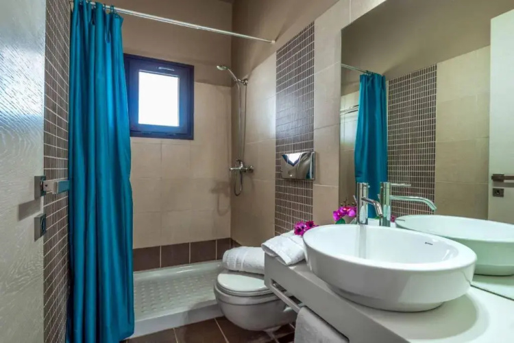Irida Apartments