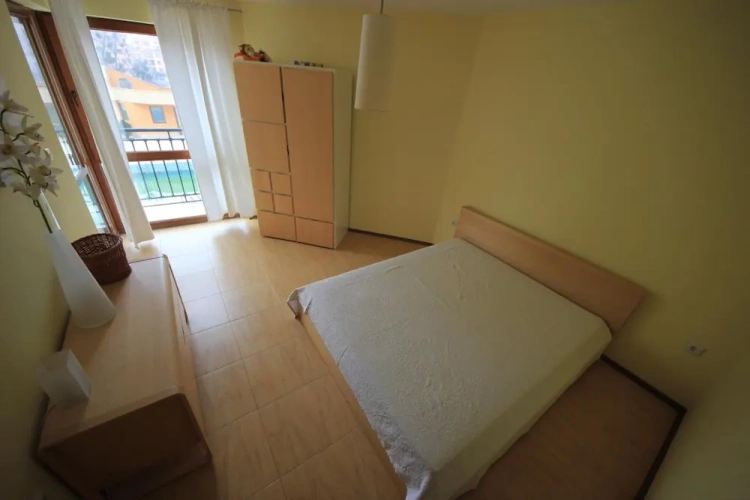 1 Bedroom Apartment with balcony and with view