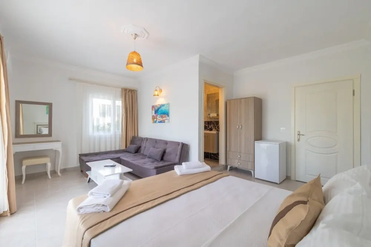 Comfort room