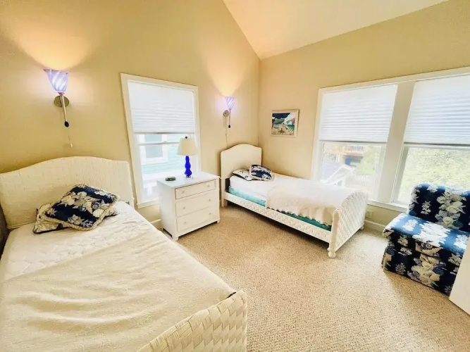 Dicinson Avenue 7B