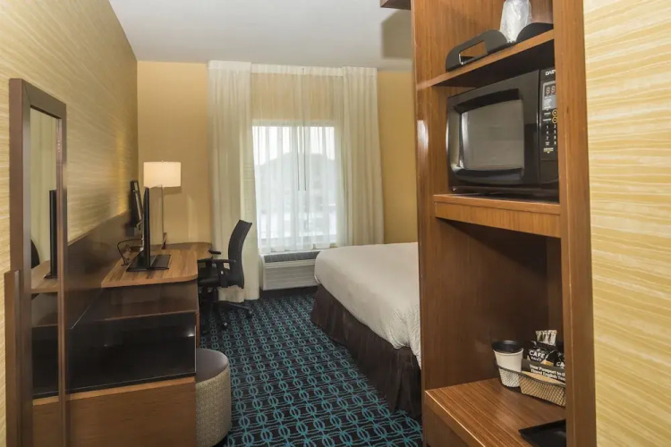 Fairfield Inn & Suites Pittsburgh North/McCandless Crossing