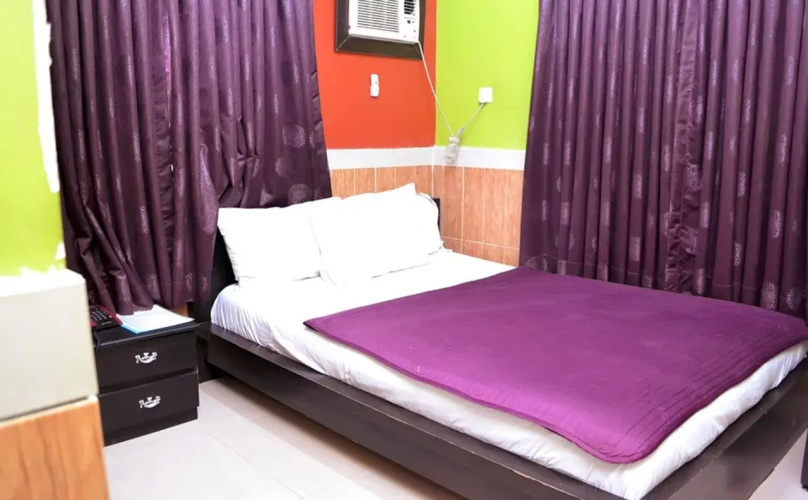 Inglesias Hotels