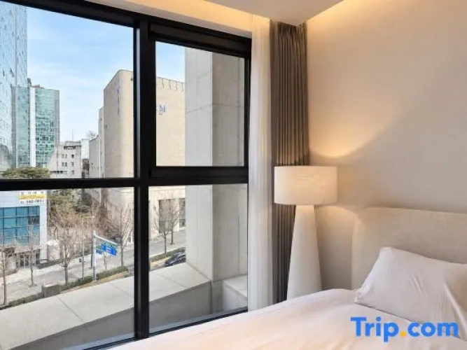 1 Bedroom Luxury Suite