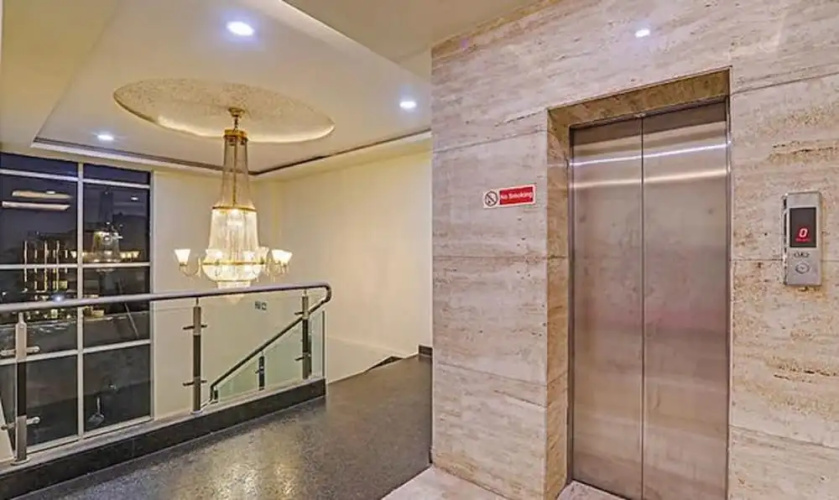 Fabhotel Sam Inn