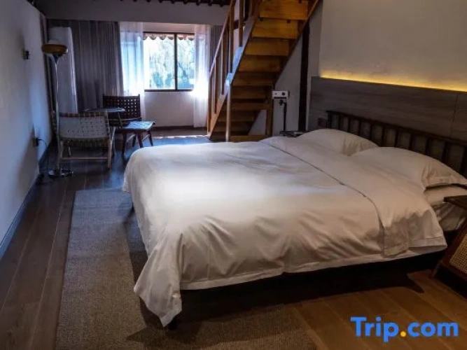 1 Bedroom Double Suite with river view