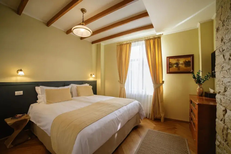 Zaivan Retreat