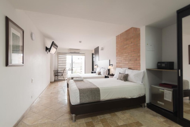 Superior Twin room with city view