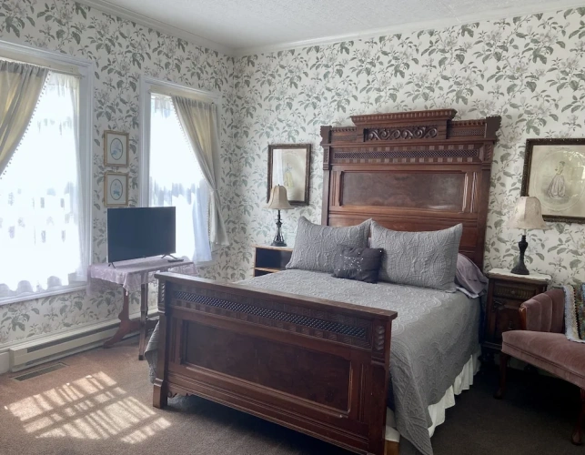 Superior Double room with balcony and with garden view