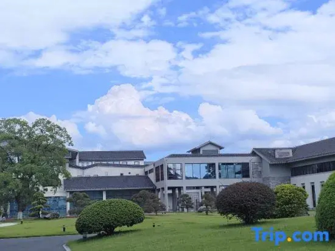 Hongkun Hotel