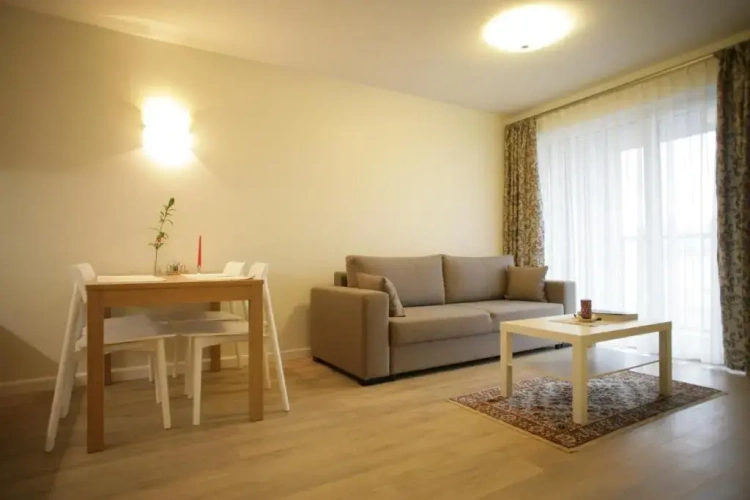 Standard Triple room with balcony