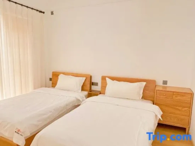 Standard Double Suite with garden view