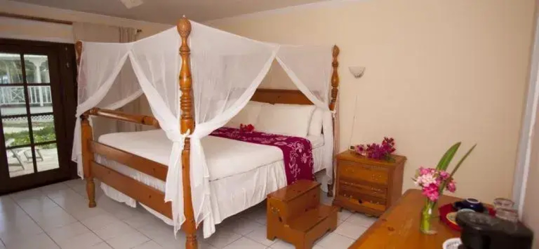 Emerald Palms Resort Hotel