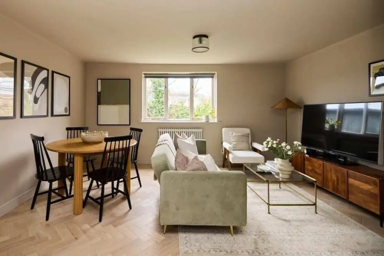 1 Bedroom Apartment