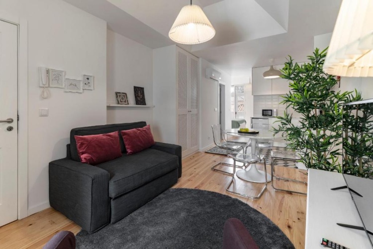 1 Bedroom Apartment